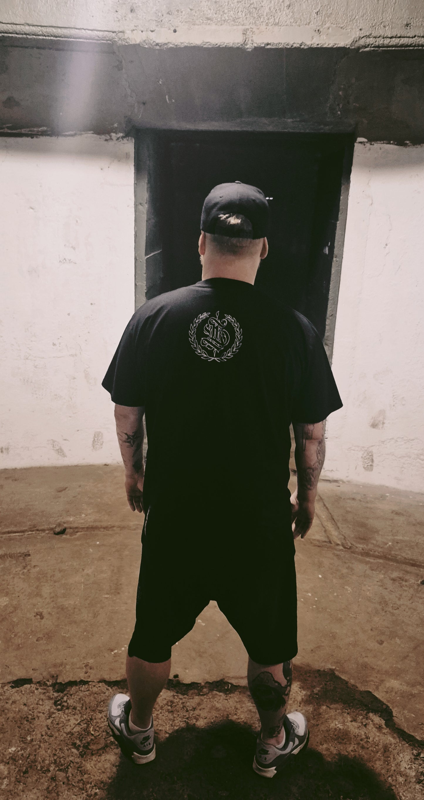 Outlines Men's Tee